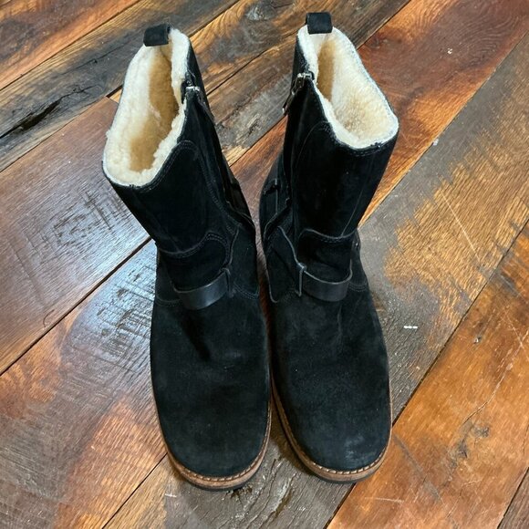 UGG Endell Black Suede Leather Harness Moto Boots Women’s Size 8 - Picture 2 of 7